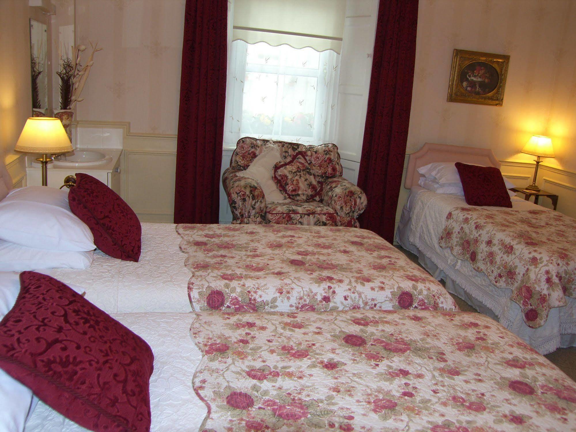 Comelybank Guesthouse Крифф Экстерьер фото