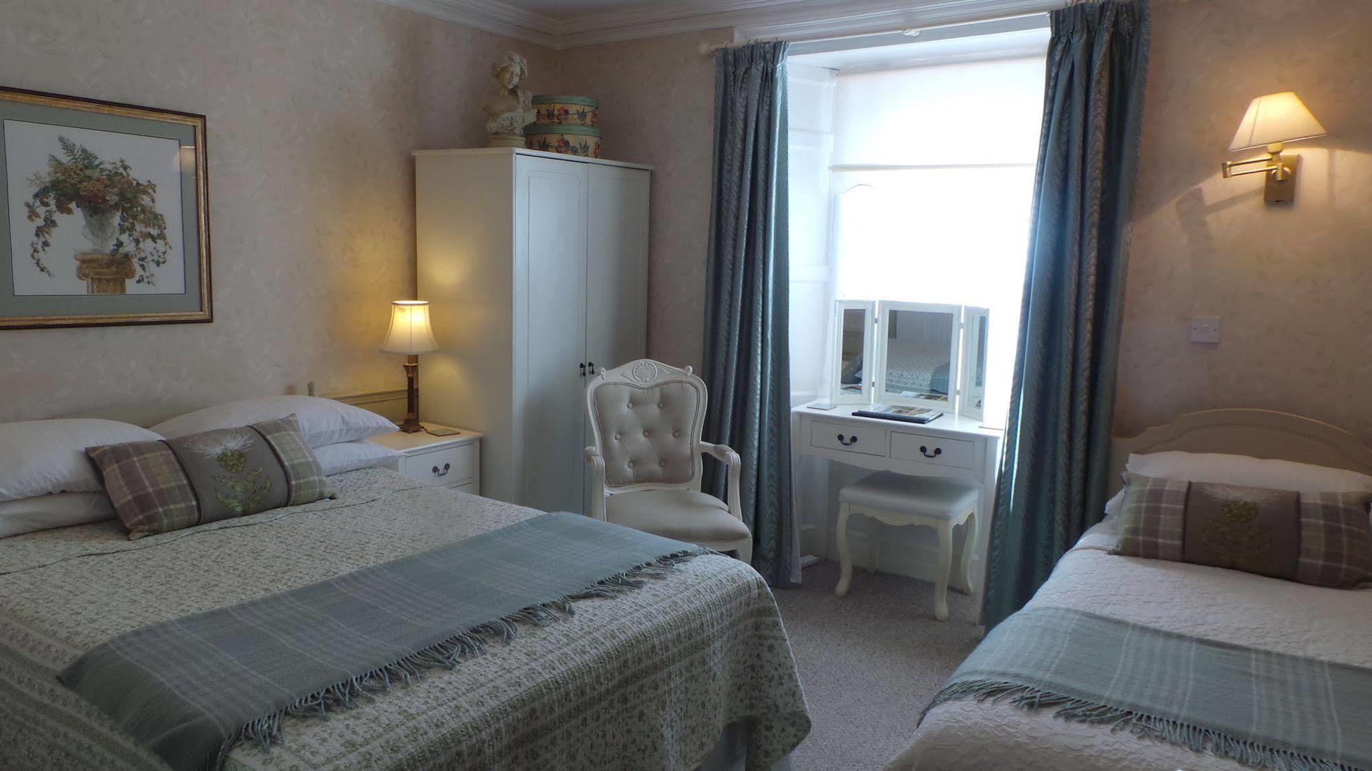 Comelybank Guesthouse Крифф Экстерьер фото